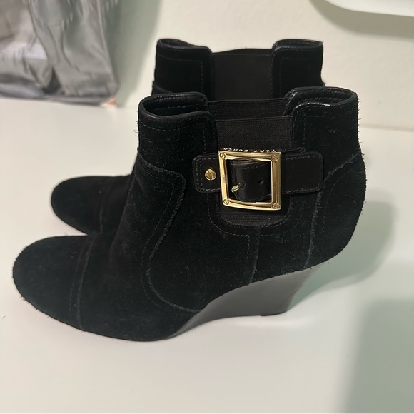 TORY BURCH Adrienne womans SZ 9,5 black suede high heel wedge ankle pull on boot - Picture 3 of 10